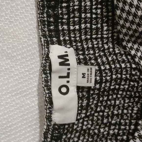 O.L.M crop top - Picture 2 of 4